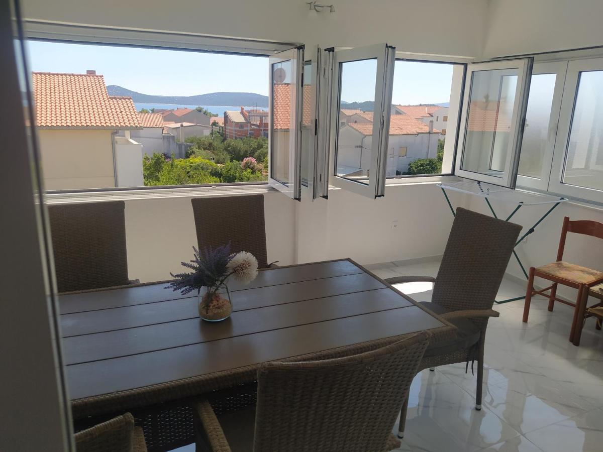 Apartmani Trubi 3 Vodice Eksteriør billede