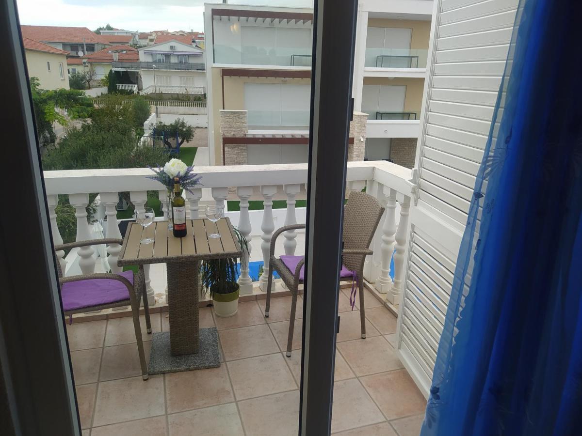 Apartmani Trubi 3 Vodice Eksteriør billede