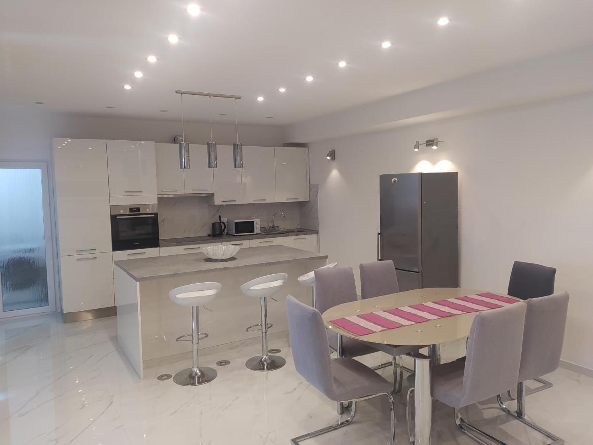 Apartmani Trubi 3 Vodice Eksteriør billede